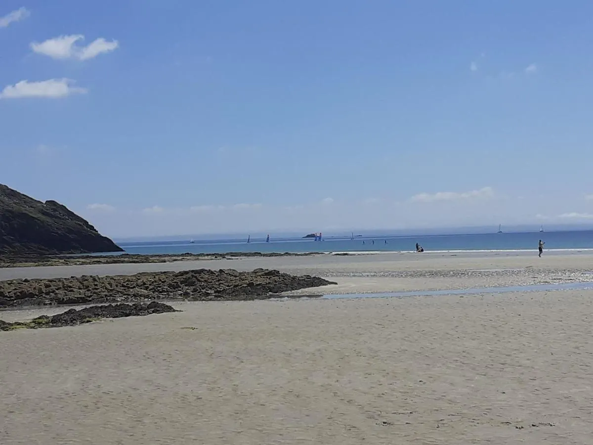 Maison Proche Du Bourg De Crozon Et Des Plages De Morgat